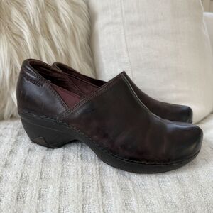 Patagonia Women's Better Clog Size 8.5 Brown Leather Slip On Rubber Outsole